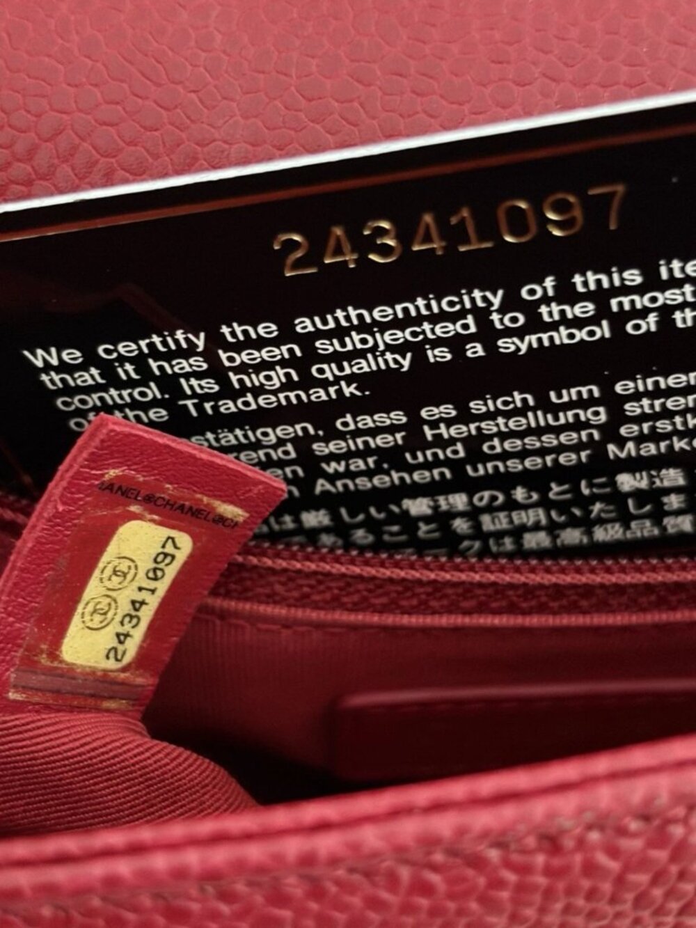 9292927CQ (S6) Chanel Crossbody Bag Red Caviar Skin - Picture 10 of 11